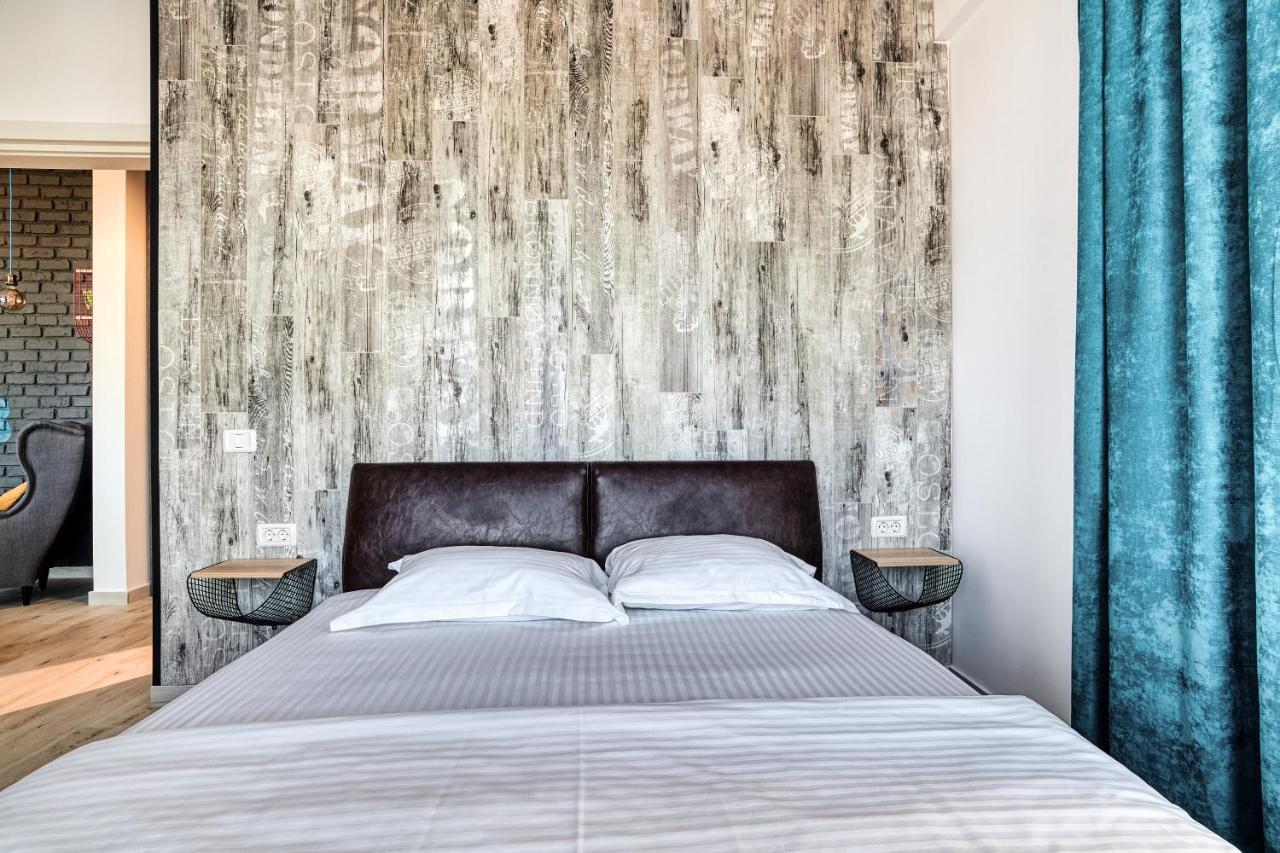 דירות Năvodari Little Loft No8 מראה חיצוני תמונה