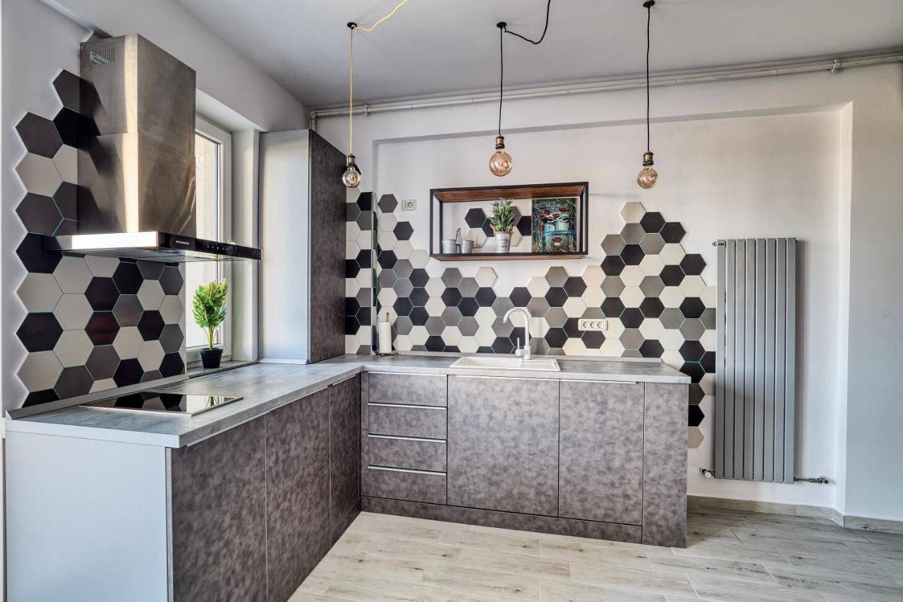 דירות Năvodari Little Loft No8 מראה חיצוני תמונה